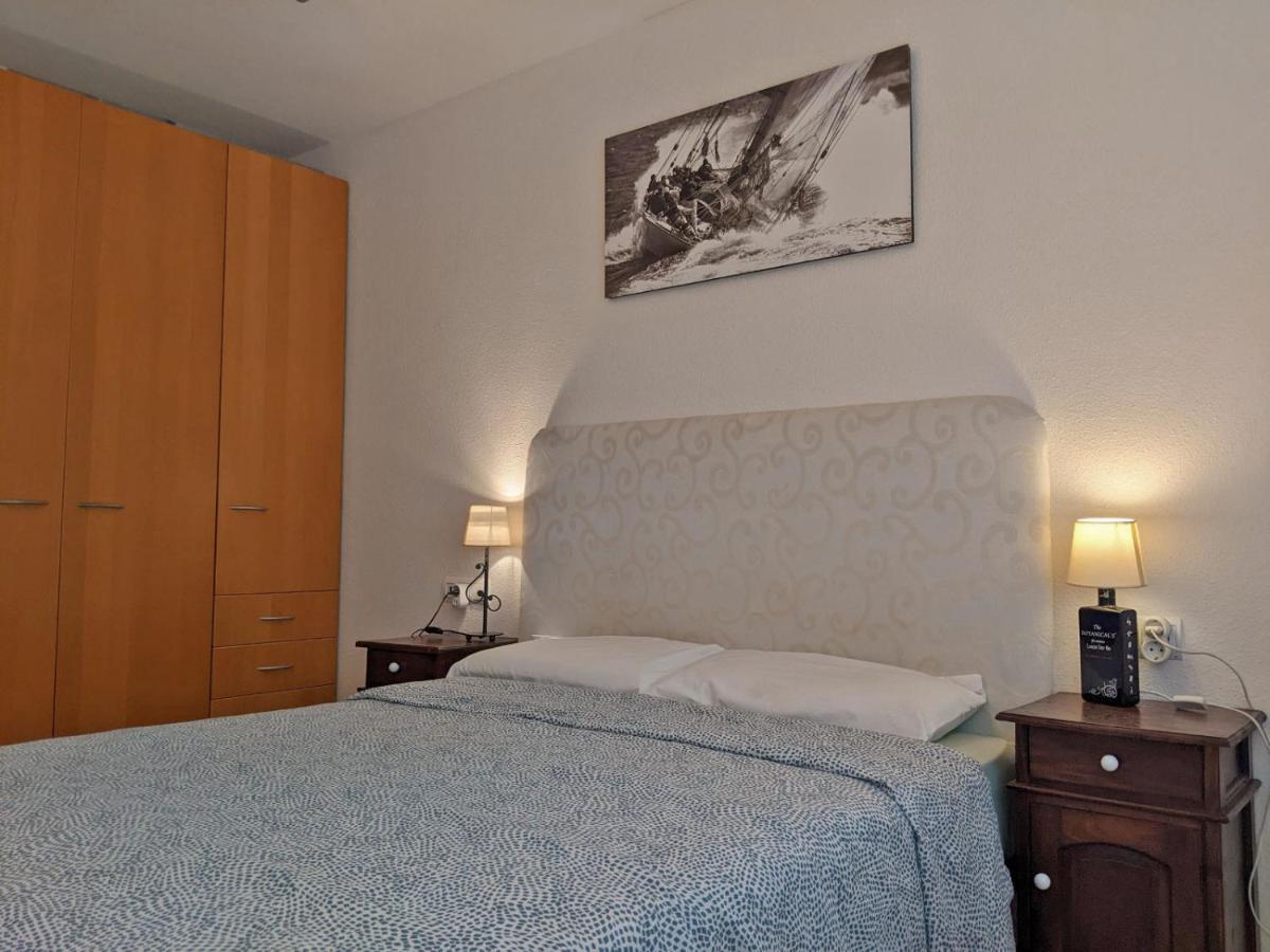 דירות קמברילס Apartamento Piscina Vilafortuny מראה חיצוני תמונה
