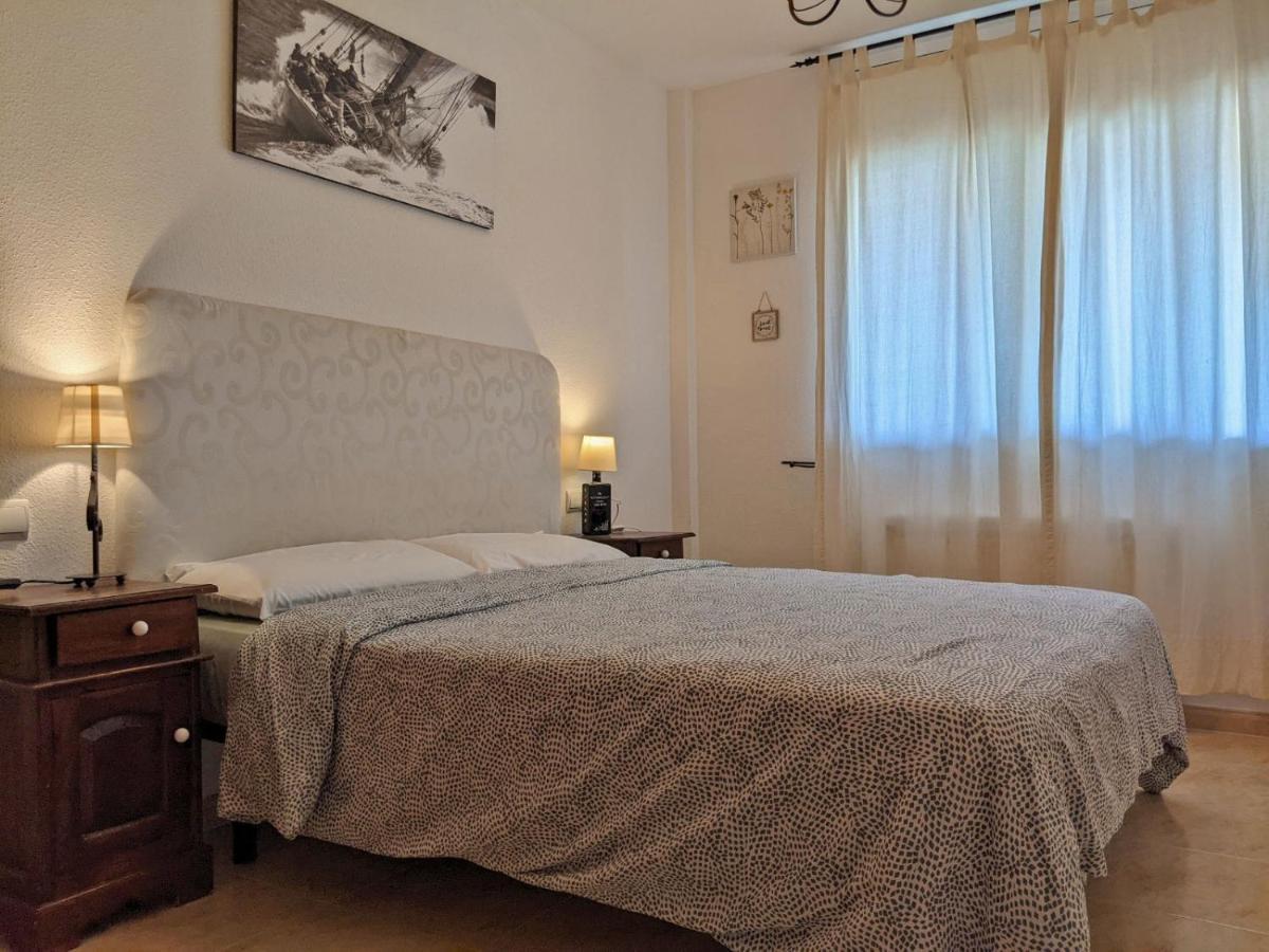 דירות קמברילס Apartamento Piscina Vilafortuny מראה חיצוני תמונה