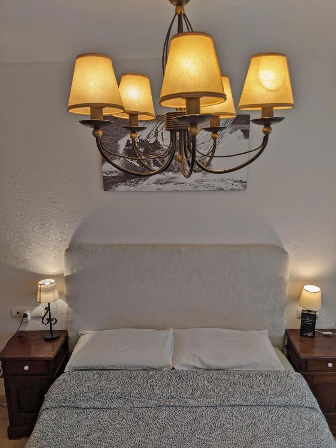דירות קמברילס Apartamento Piscina Vilafortuny מראה חיצוני תמונה