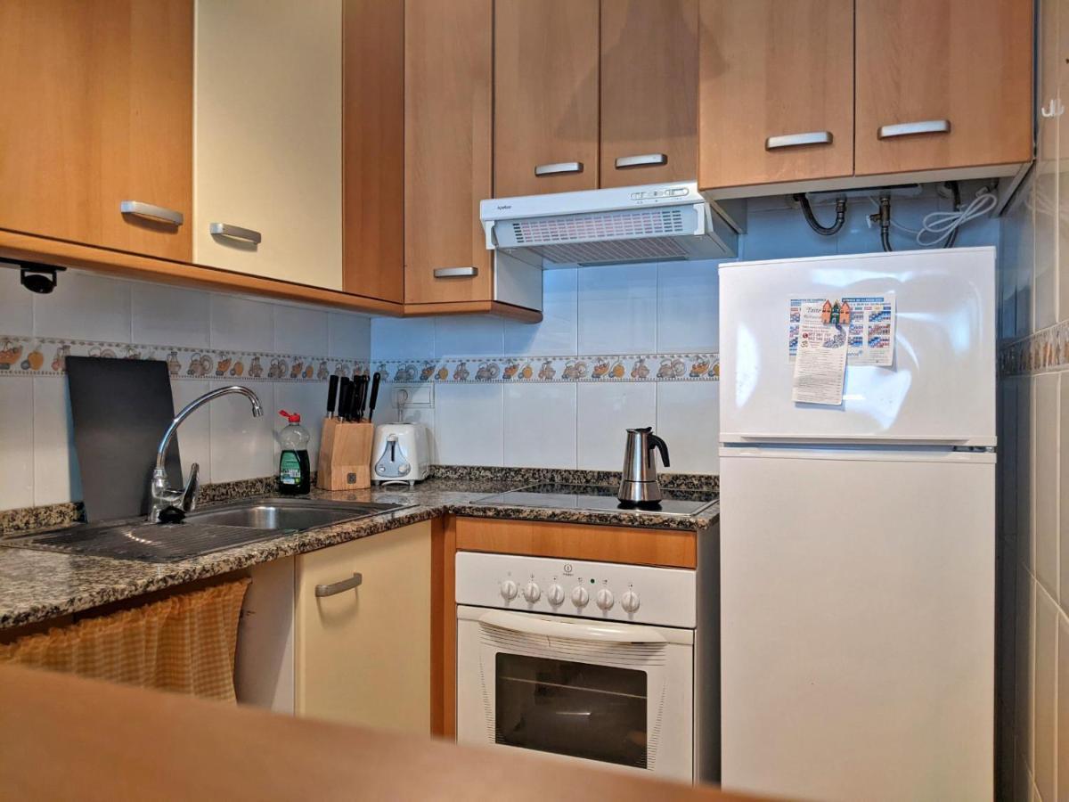 דירות קמברילס Apartamento Piscina Vilafortuny מראה חיצוני תמונה